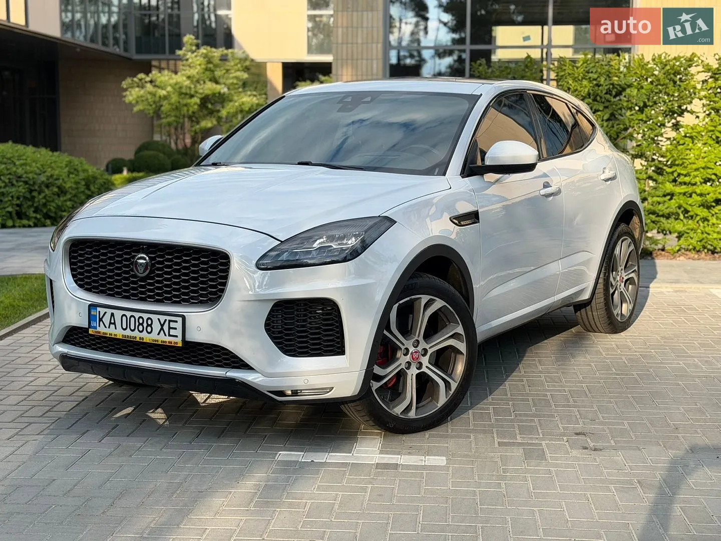 2018 Jaguar E-Pace - мініатюра 3
