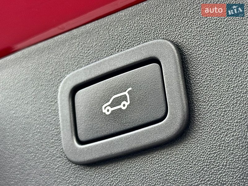 Позашляховик / Кросовер Jaguar E-Pace 2020 в Києві фото 25 Позашляховик / Кросовер Jaguar E-Pace 2020 в Києві