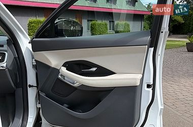 Позашляховик / Кросовер Jaguar E-Pace 2020 в Києві