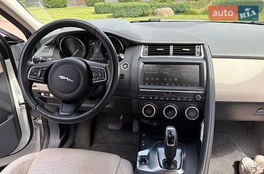Позашляховик / Кросовер Jaguar E-Pace 2020 в Києві