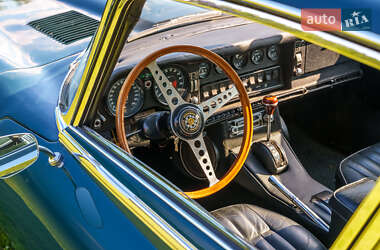 Купе Jaguar E-Type 1969 в 