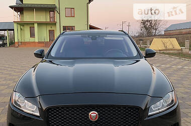 Позашляховик / Кросовер Jaguar F-Pace 2017 в 