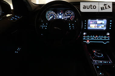 Позашляховик / Кросовер Jaguar F-Pace 2017 в 