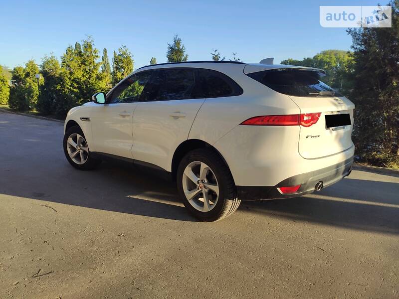 Позашляховик / Кросовер Jaguar F-Pace 2017 в Кропивницькому фото 12 Позашляховик / Кросовер Jaguar F-Pace 2017 в Кропивницькому
