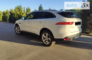 Позашляховик / Кросовер Jaguar F-Pace 2017 в 