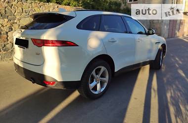 Позашляховик / Кросовер Jaguar F-Pace 2017 в 