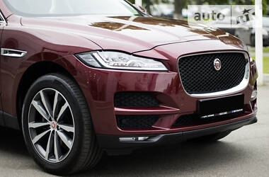 Внедорожник / Кроссовер Jaguar F-Pace 2016 в Киеве