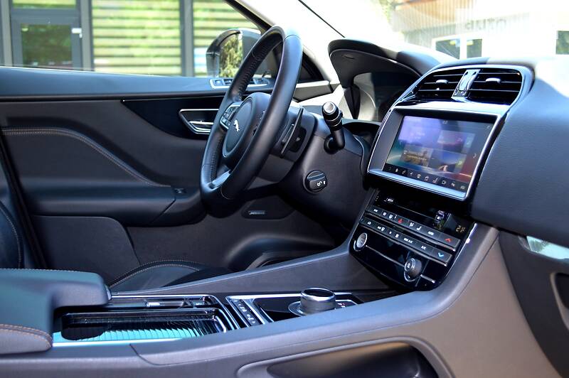 Позашляховик / Кросовер Jaguar F-Pace 2016 в Одесі фото 22 Позашляховик / Кросовер Jaguar F-Pace 2016 в Одесі