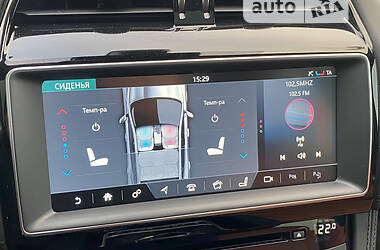 Позашляховик / Кросовер Jaguar F-Pace 2016 в 