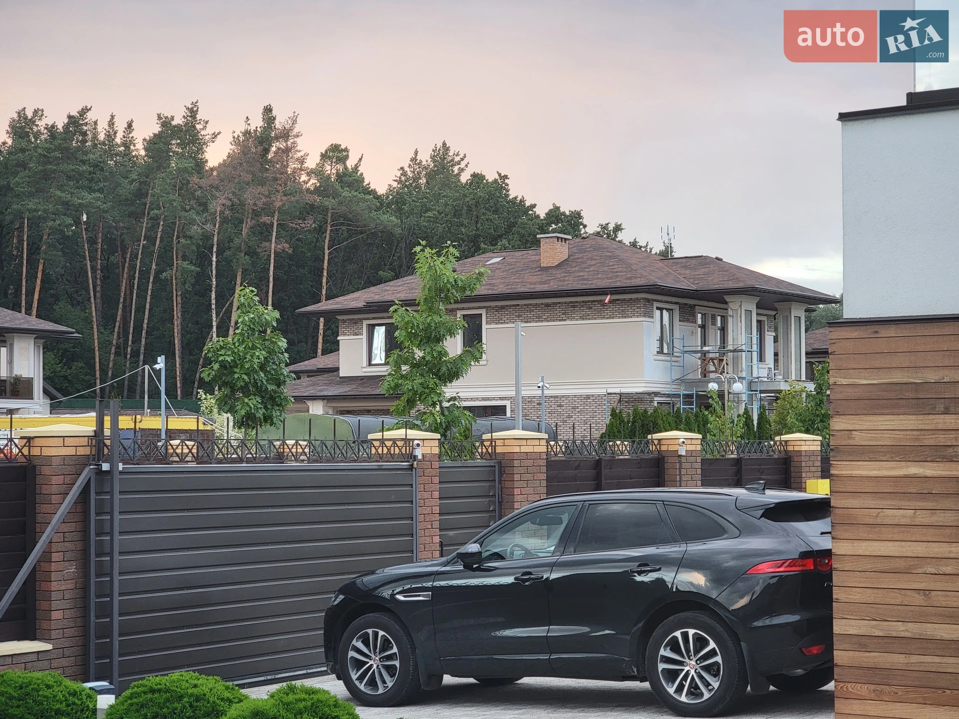 2018 Jaguar F-Pace - мініатюра 7