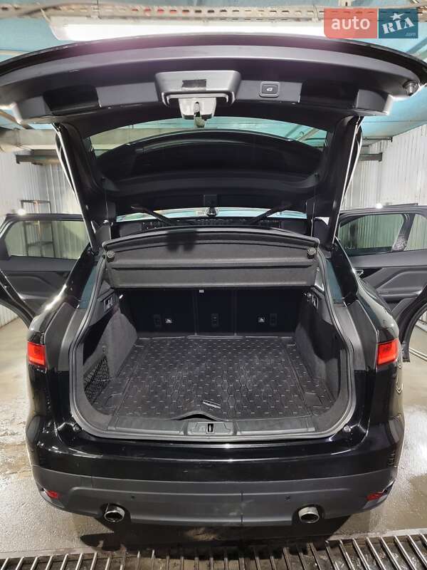 Позашляховик / Кросовер Jaguar F-Pace 2018 в Києві