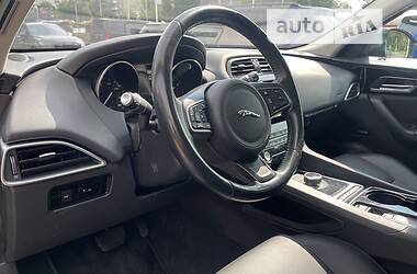 Позашляховик / Кросовер Jaguar F-Pace 2016 в Києві