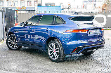 Внедорожник / Кроссовер Jaguar F-Pace 2021 в 