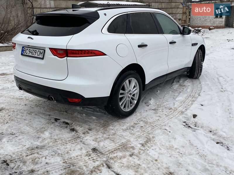 Внедорожник / Кроссовер Jaguar F-Pace 2016 в Киеве