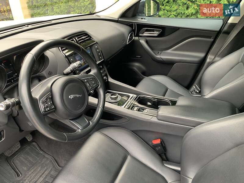 Внедорожник / Кроссовер Jaguar F-Pace 2016 в Львове фото 21 Внедорожник / Кроссовер Jaguar F-Pace 2016 в Львове