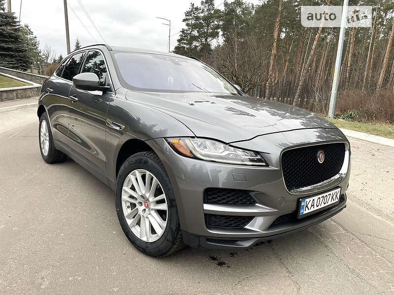 Jaguar F-Pace 2016