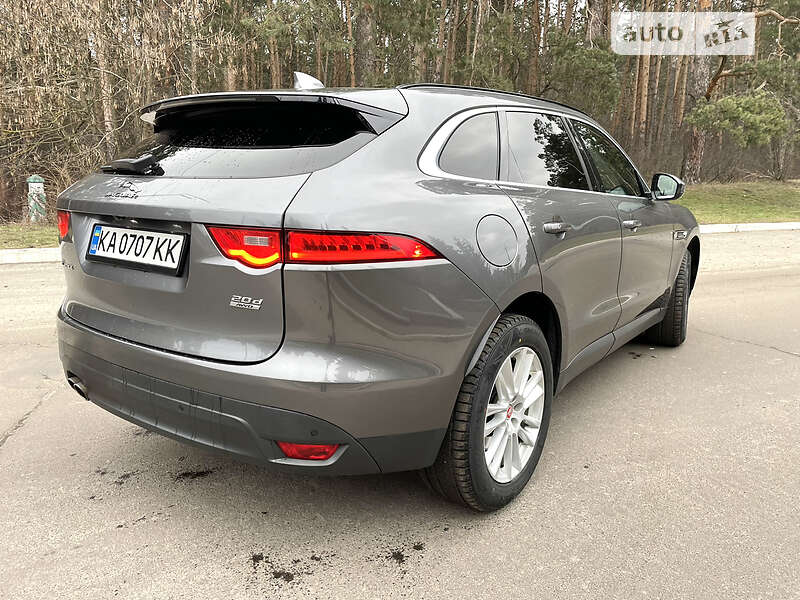 Позашляховик / Кросовер Jaguar F-Pace 2016 в Києві