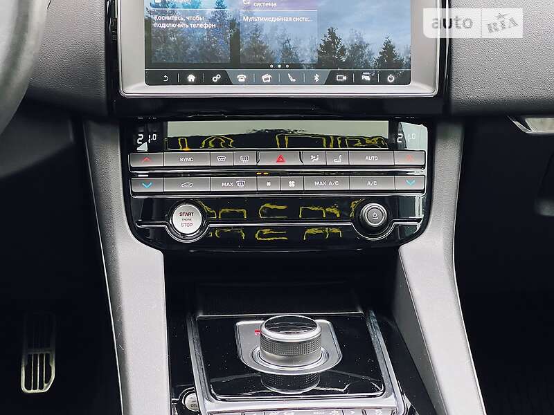 Внедорожник / Кроссовер Jaguar F-Pace 2018 в Киеве