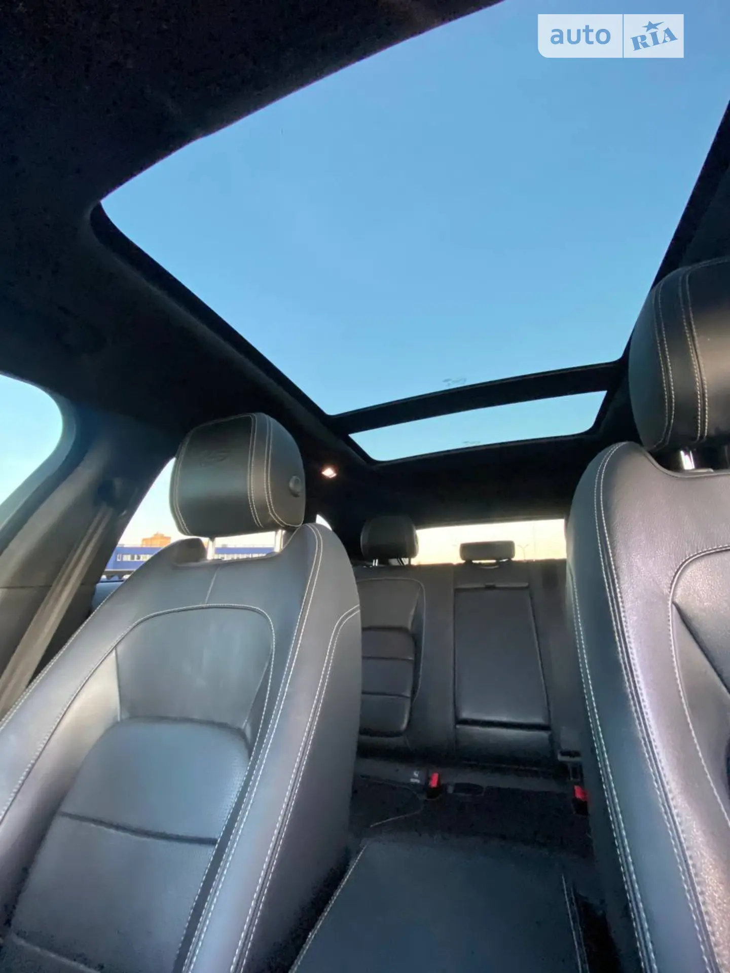 2016 Jaguar F-Pace - мініатюра 40