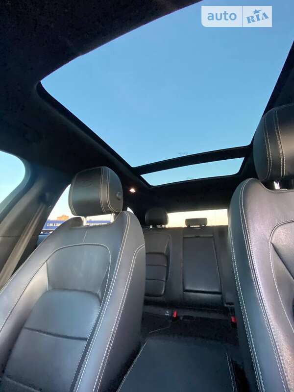 Внедорожник / Кроссовер Jaguar F-Pace 2016 в Харькове