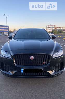 Позашляховик / Кросовер Jaguar F-Pace 2016 в Харкові