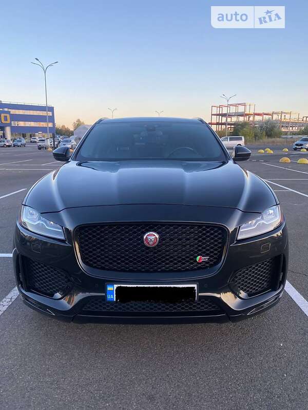 Внедорожник / Кроссовер Jaguar F-Pace 2016 в Харькове