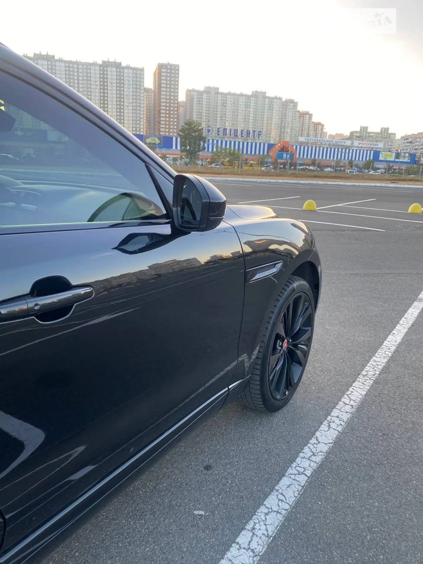 2016 Jaguar F-Pace - мініатюра 45