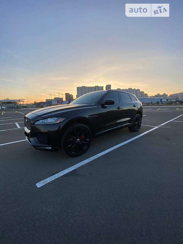Внедорожник / Кроссовер Jaguar F-Pace 2016 в Харькове