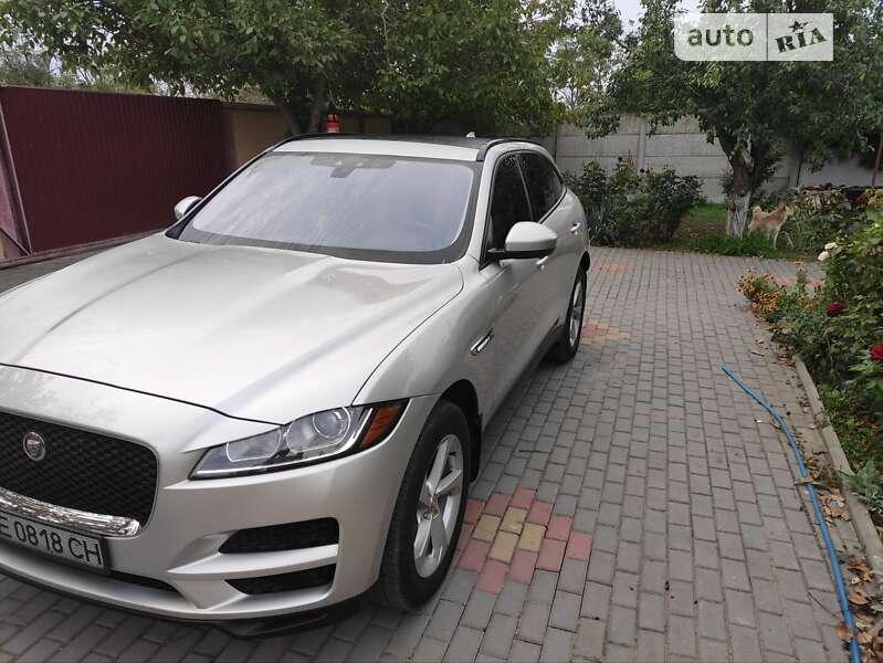 Внедорожник / Кроссовер Jaguar F-Pace 2016 в Николаеве