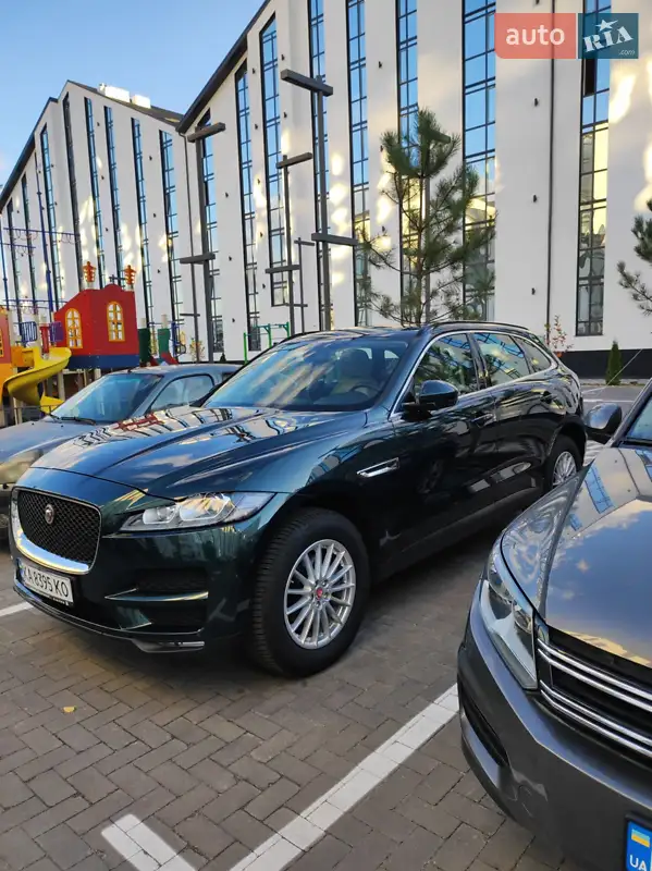 Jaguar F-Pace 2017