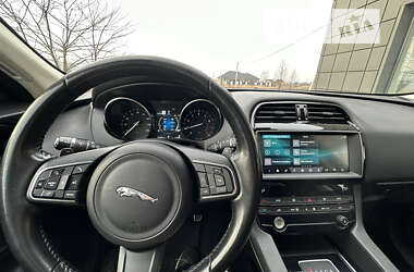 Позашляховик / Кросовер Jaguar F-Pace 2018 в 