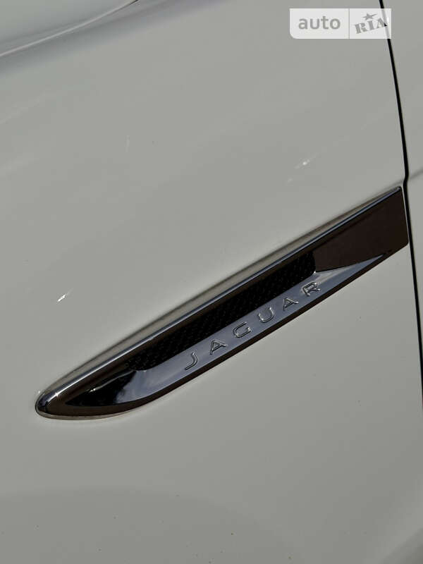 Позашляховик / Кросовер Jaguar F-Pace 2016 в Києві фото 15 Позашляховик / Кросовер Jaguar F-Pace 2016 в Києві