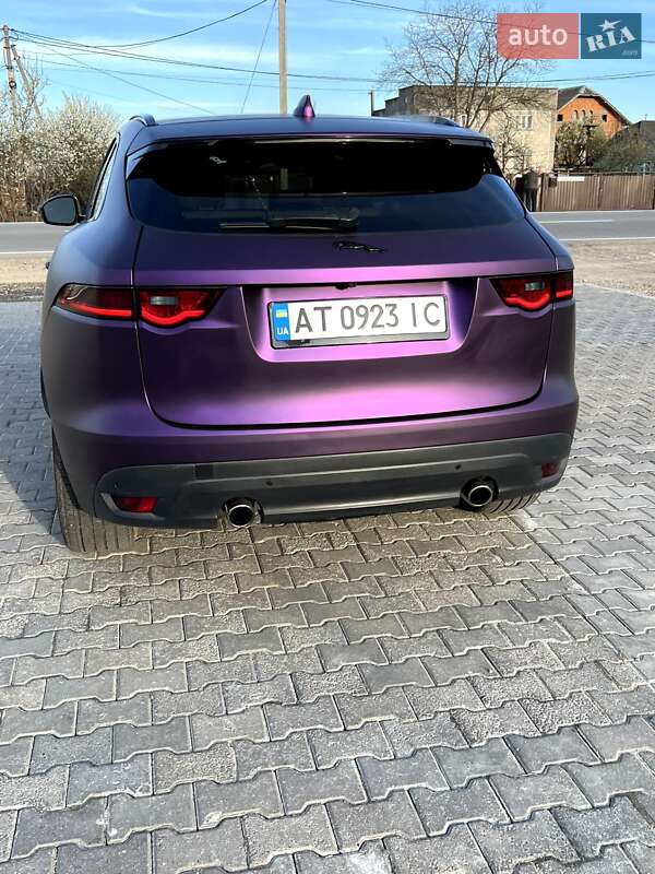 Внедорожник / Кроссовер Jaguar F-Pace 2016 в Ивано-Франковске