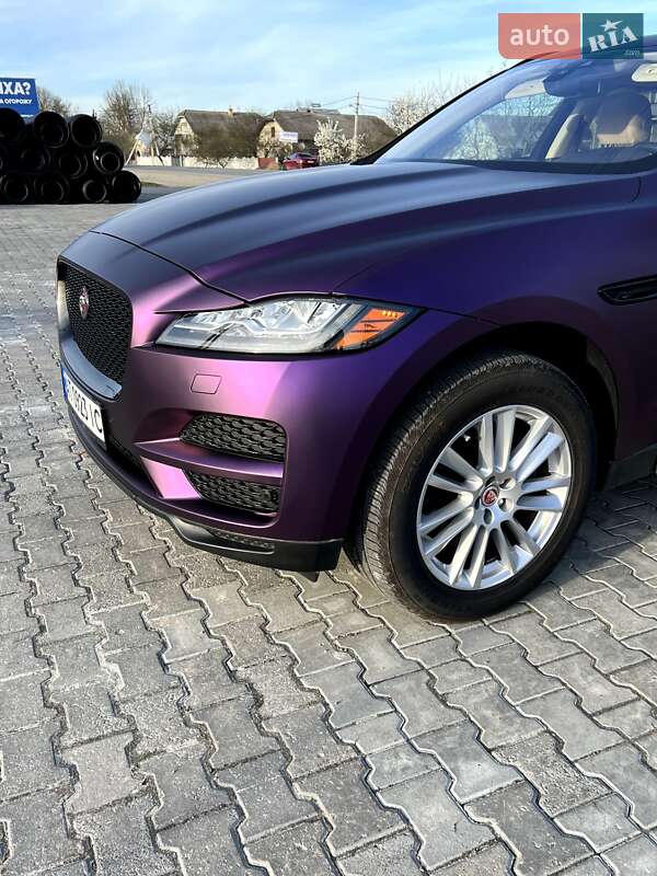 Внедорожник / Кроссовер Jaguar F-Pace 2016 в Ивано-Франковске