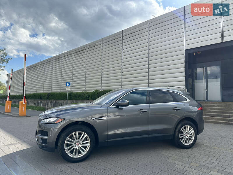 Внедорожник / Кроссовер Jaguar F-Pace 2017 в Киеве