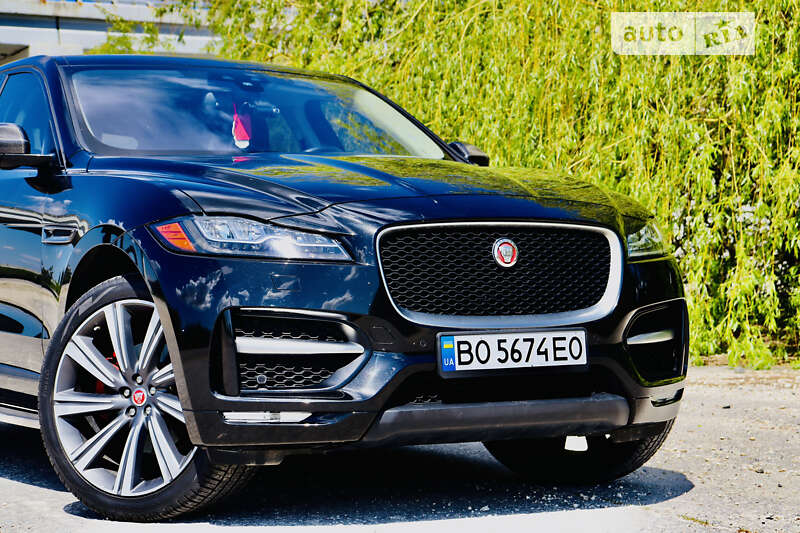 Внедорожник / Кроссовер Jaguar F-Pace 2017 в Тернополе