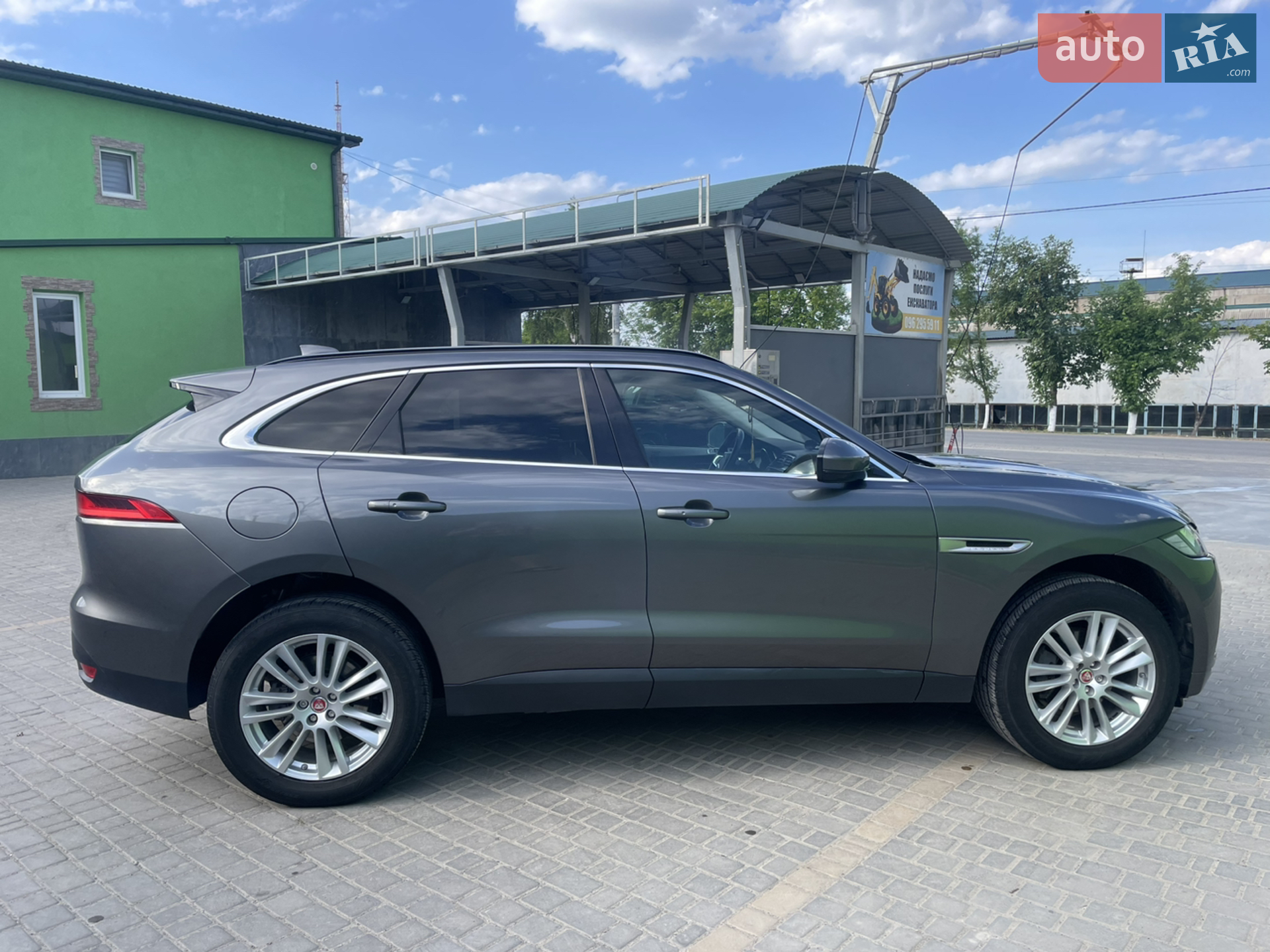 2017 Jaguar F-Pace - мініатюра 29