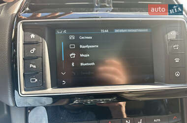 Позашляховик / Кросовер Jaguar F-Pace 2016 в 