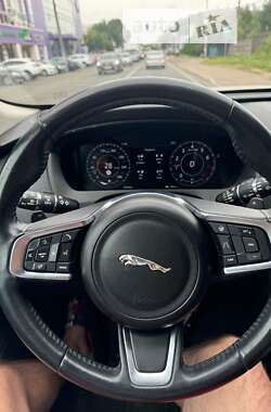 Внедорожник / Кроссовер Jaguar F-Pace 2019 в Киеве