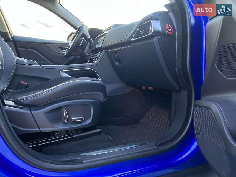 Позашляховик / Кросовер Jaguar F-Pace 2018 в Києві