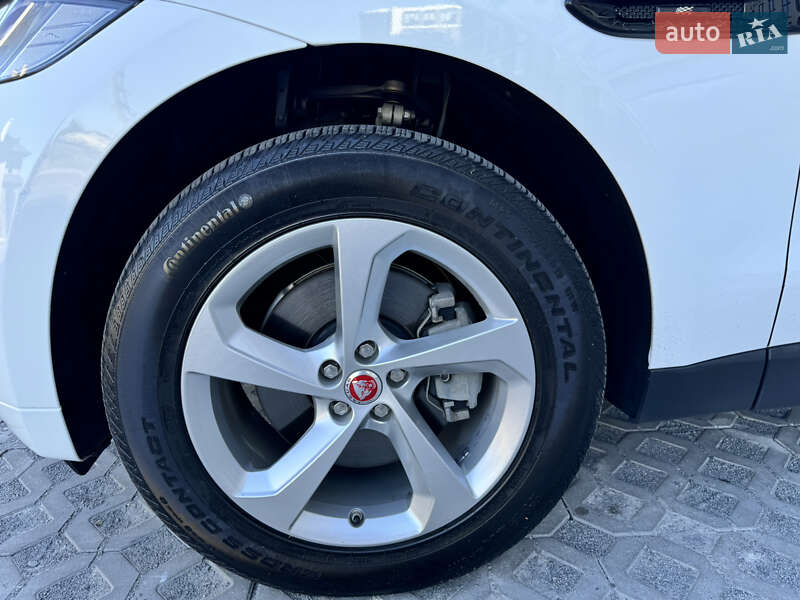 Внедорожник / Кроссовер Jaguar F-Pace 2016 в Львове