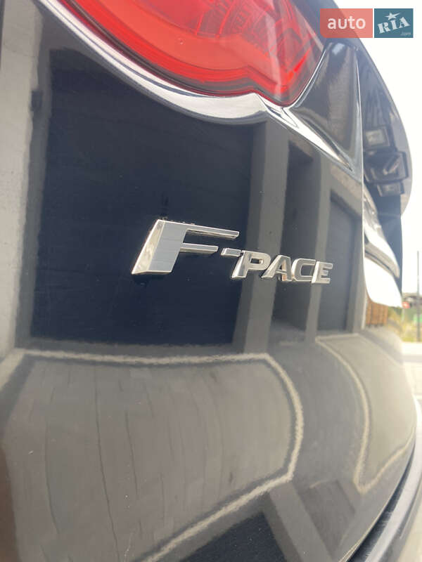 Позашляховик / Кросовер Jaguar F-Pace 2019 в Києві
