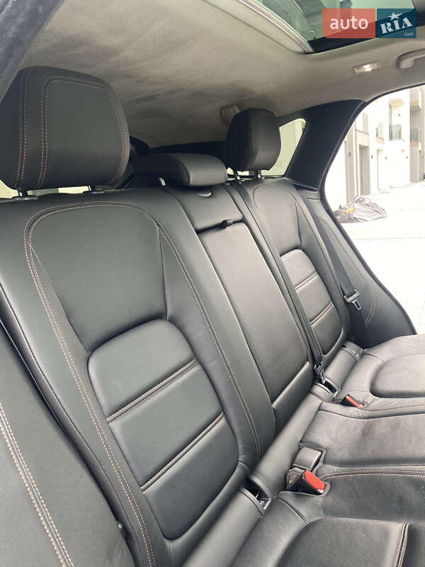 Позашляховик / Кросовер Jaguar F-Pace 2019 в Києві