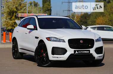 Позашляховик / Кросовер Jaguar F-Pace 2016 в Києві