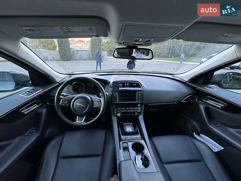 Позашляховик / Кросовер Jaguar F-Pace 2016 в Вінниці