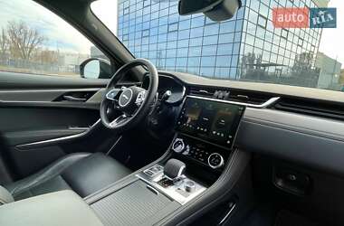 Внедорожник / Кроссовер Jaguar F-Pace 2021 в 