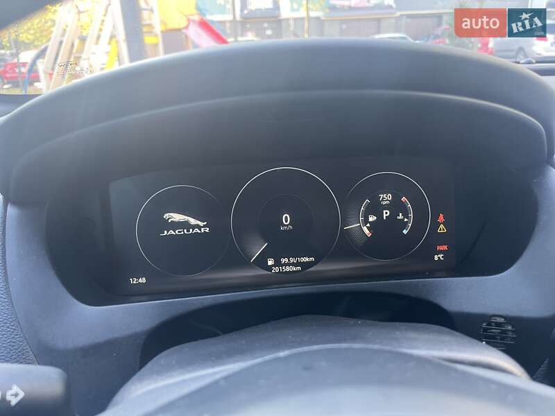 Внедорожник / Кроссовер Jaguar F-Pace 2016 в Ивано-Франковске фото 8 Внедорожник / Кроссовер Jaguar F-Pace 2016 в Ивано-Франковске