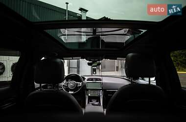Позашляховик / Кросовер Jaguar F-Pace 2019 в 
