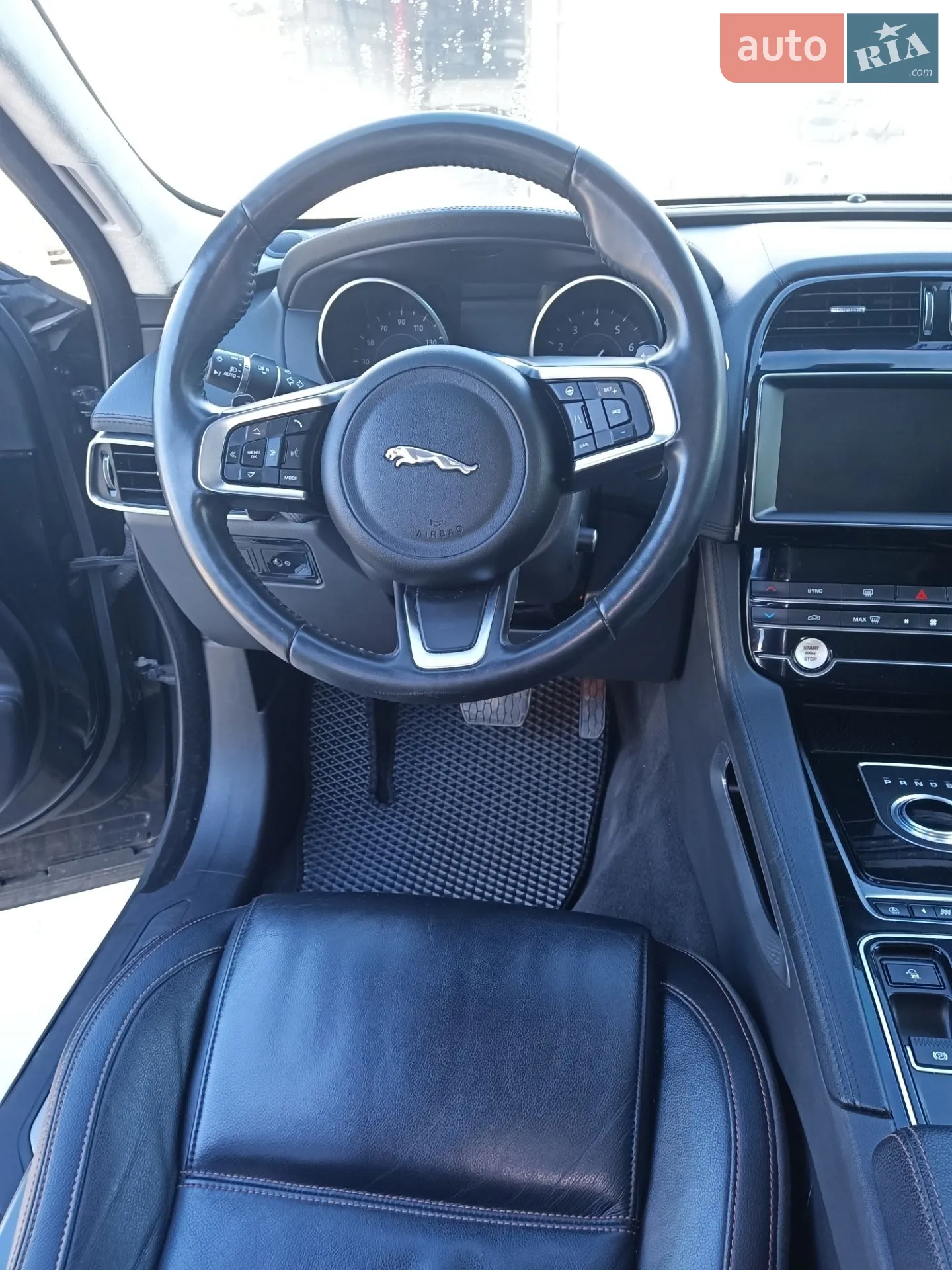 2019 Jaguar F-Pace - мініатюра 74