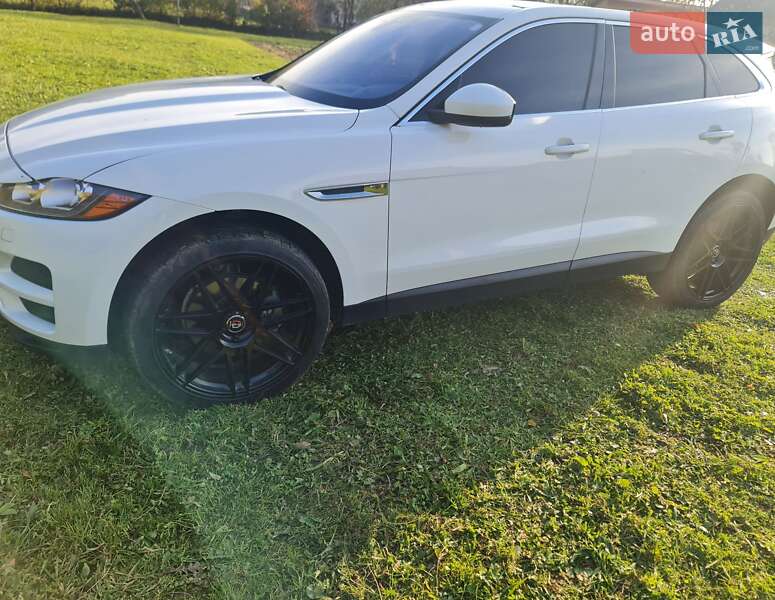 Позашляховик / Кросовер Jaguar F-Pace 2019 в Хусті